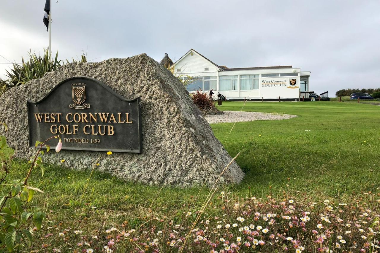 Sandy Bay Apartment, St Ives Bay, Хейл Экстерьер фото