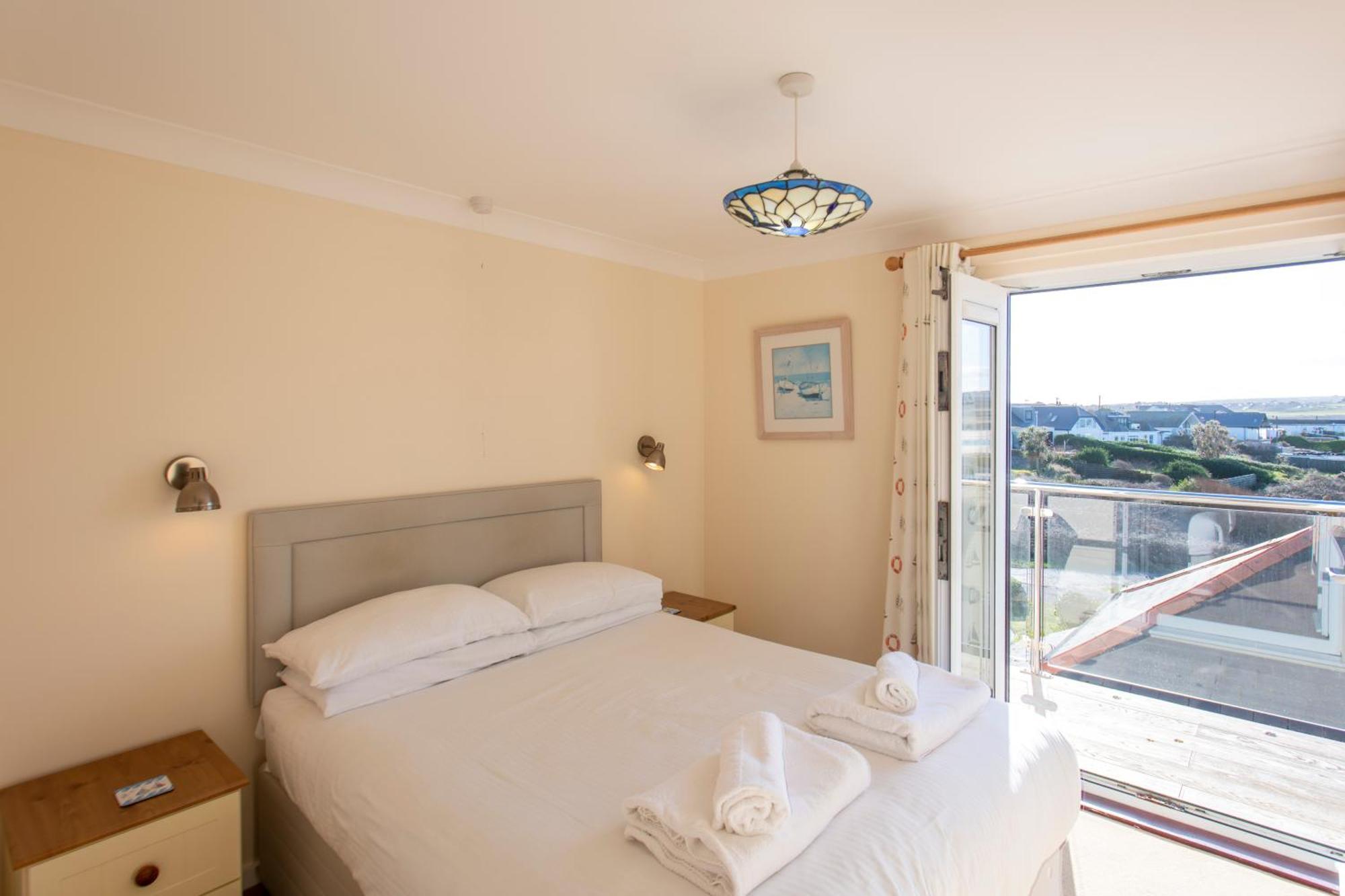 Sandy Bay Apartment, St Ives Bay, Хейл Экстерьер фото