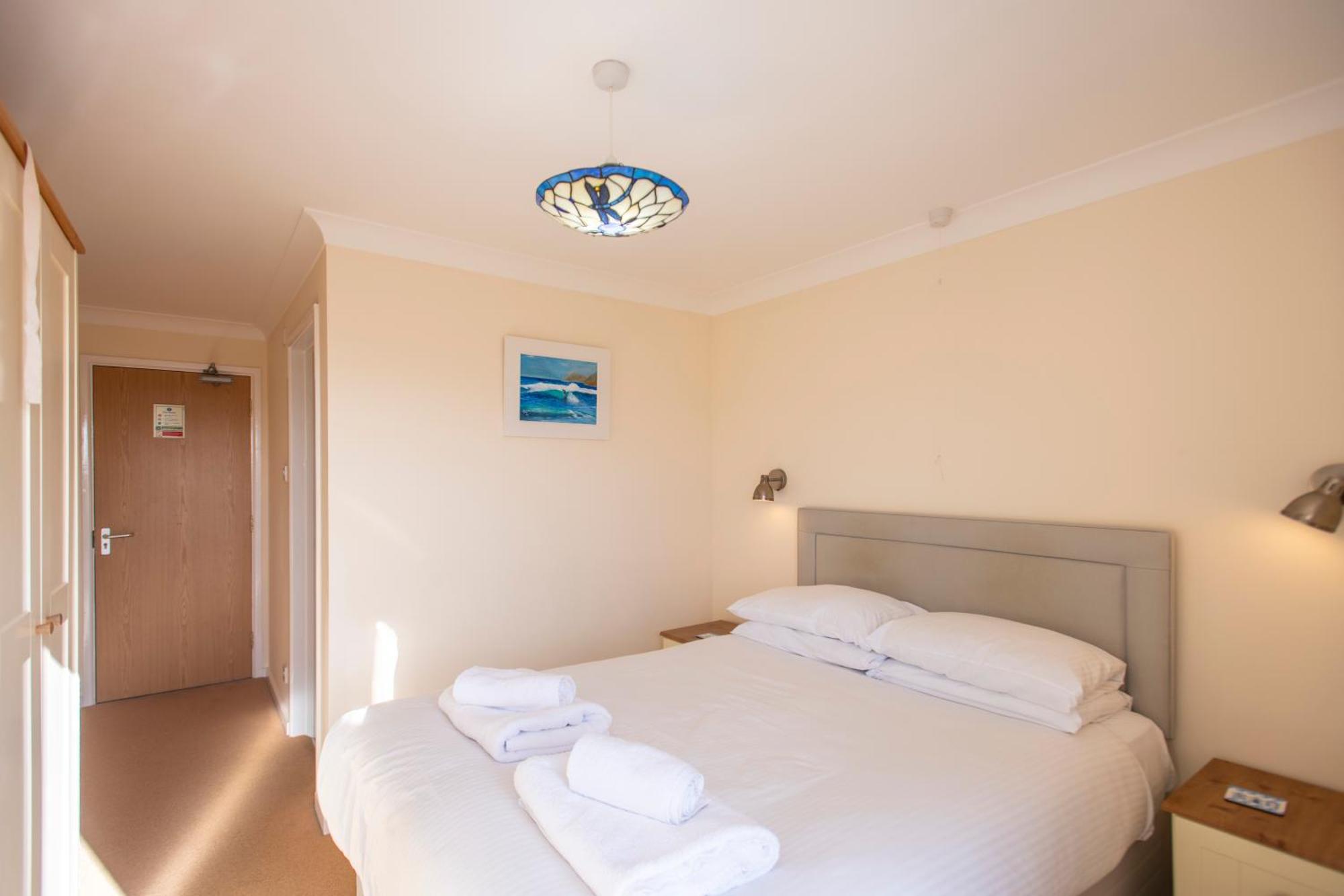Sandy Bay Apartment, St Ives Bay, Хейл Экстерьер фото